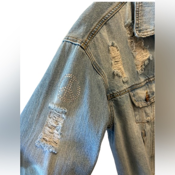 Custom never worn one of a kind denim jacket with embellishment on the back - Picture 4 of 4